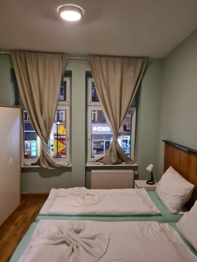 Hotel Hostel Zafir - Berlin — Photos 1
